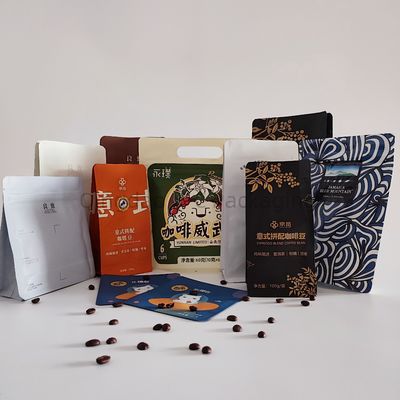 comprare Zipper Closure Printed Packing Bag with Die-cut Handle 3-5 Days Sample online manufacture