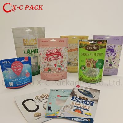Confezione di alimenti per animali da compagnia in plastica riciclabile con sacchetto stand up alluminato con cerniera